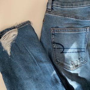 American Eagle mom jeans